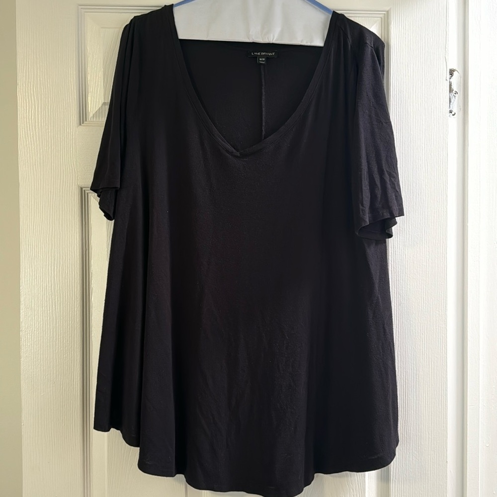 Land Bryant black shirt